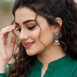 যুবক অনার্য